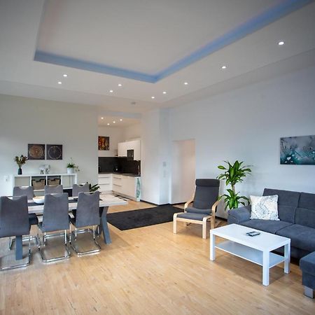 Ferienwohnung Hoepperger シェーンベルク・イム・シュトゥーバイタール エクステリア 写真
